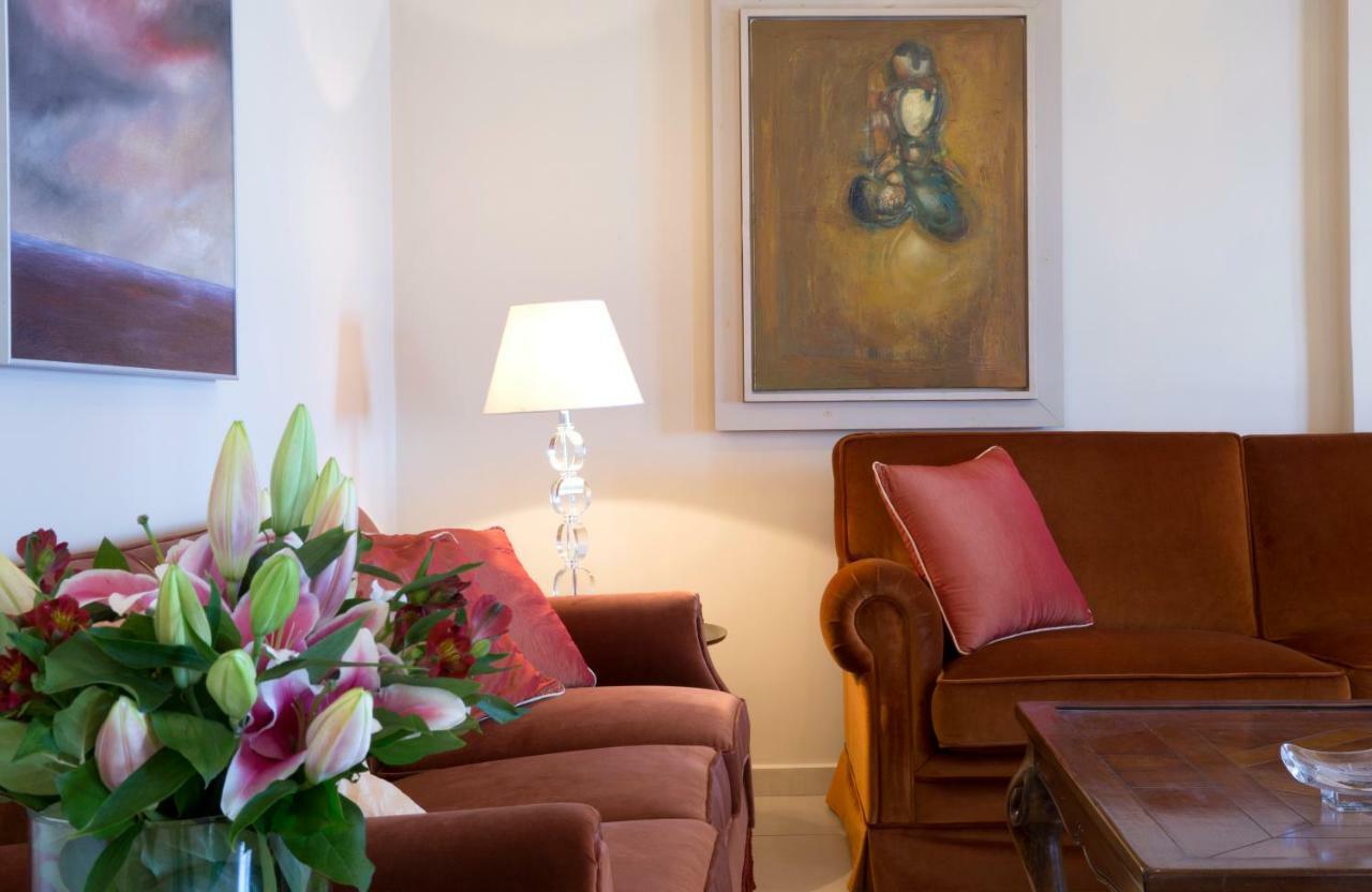 Avra Private Suites Lassi  Exterior foto