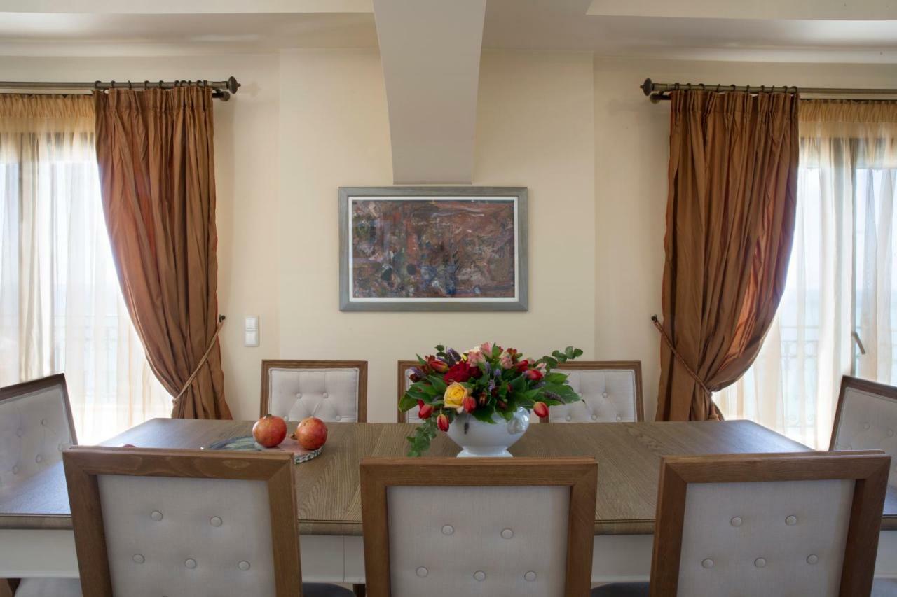 Avra Private Suites Lassi  Exterior foto